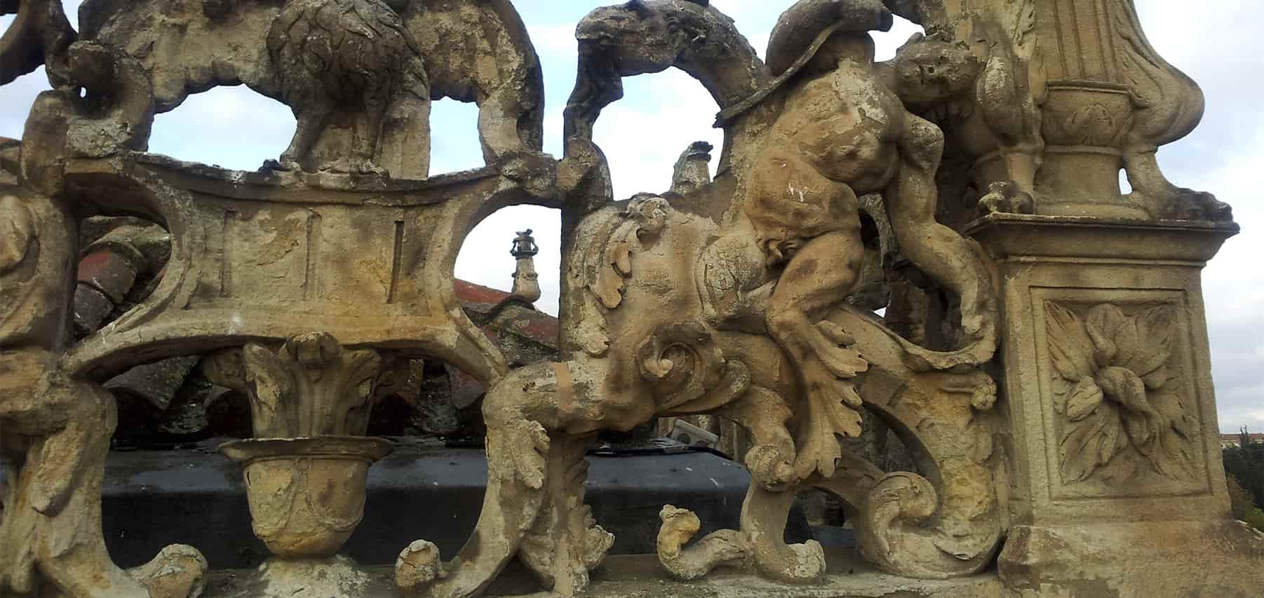 Detalles del Palacio de Monterrey en Salamanca