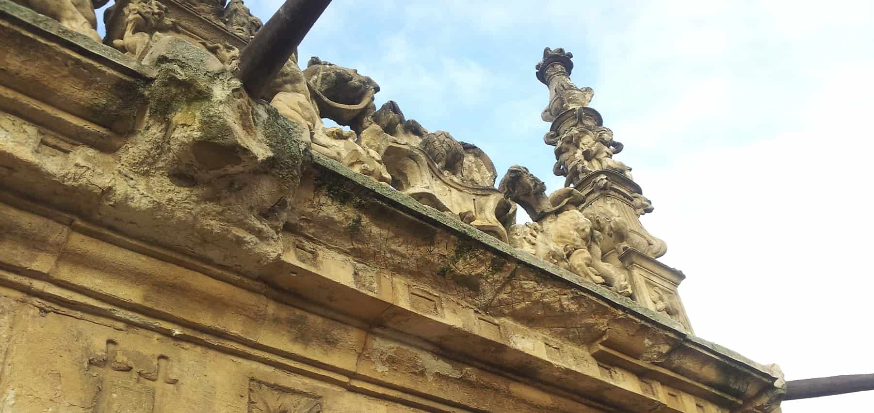 Detalles del Palacio de Monterrey en Salamanca