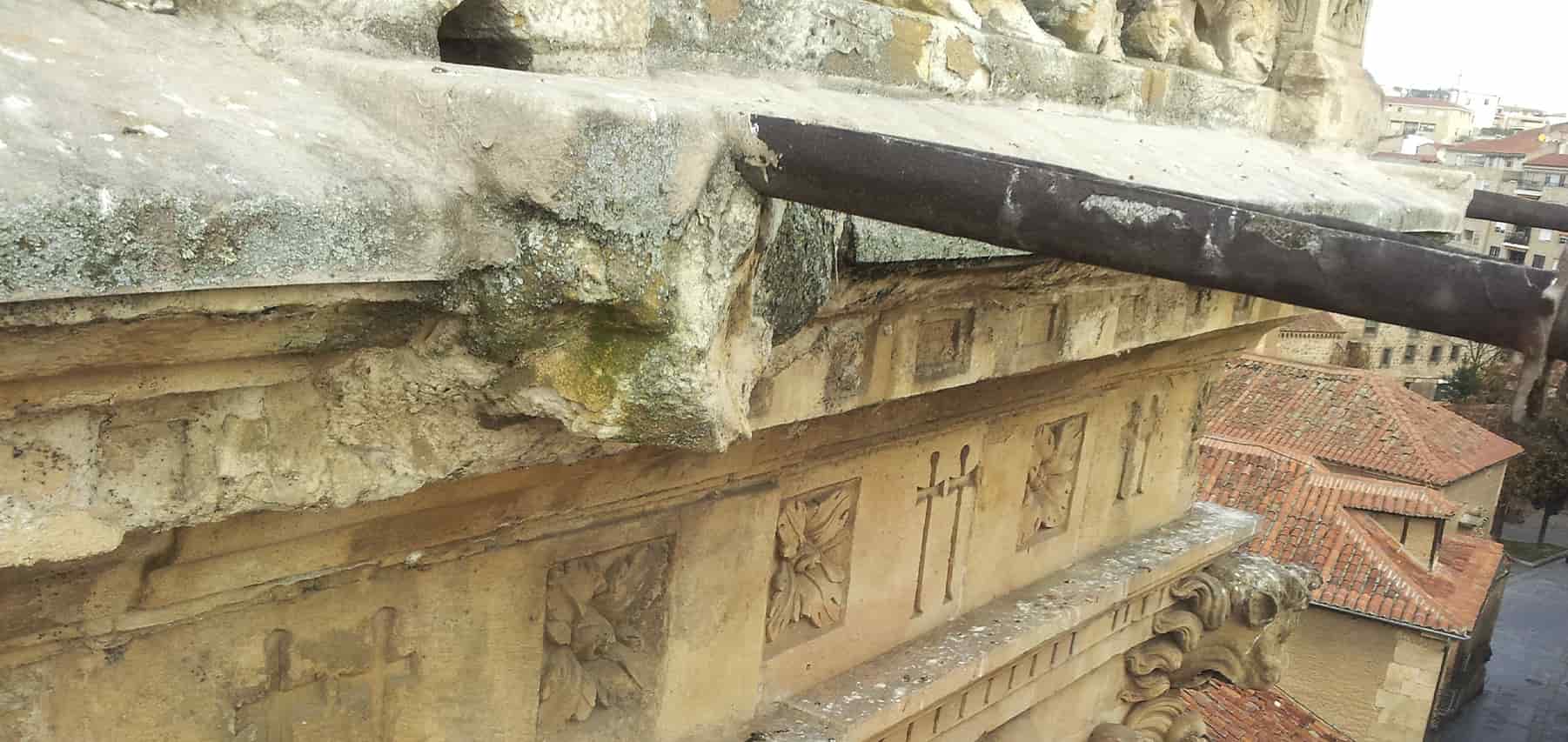 Detalles del Palacio de Monterrey en Salamanca