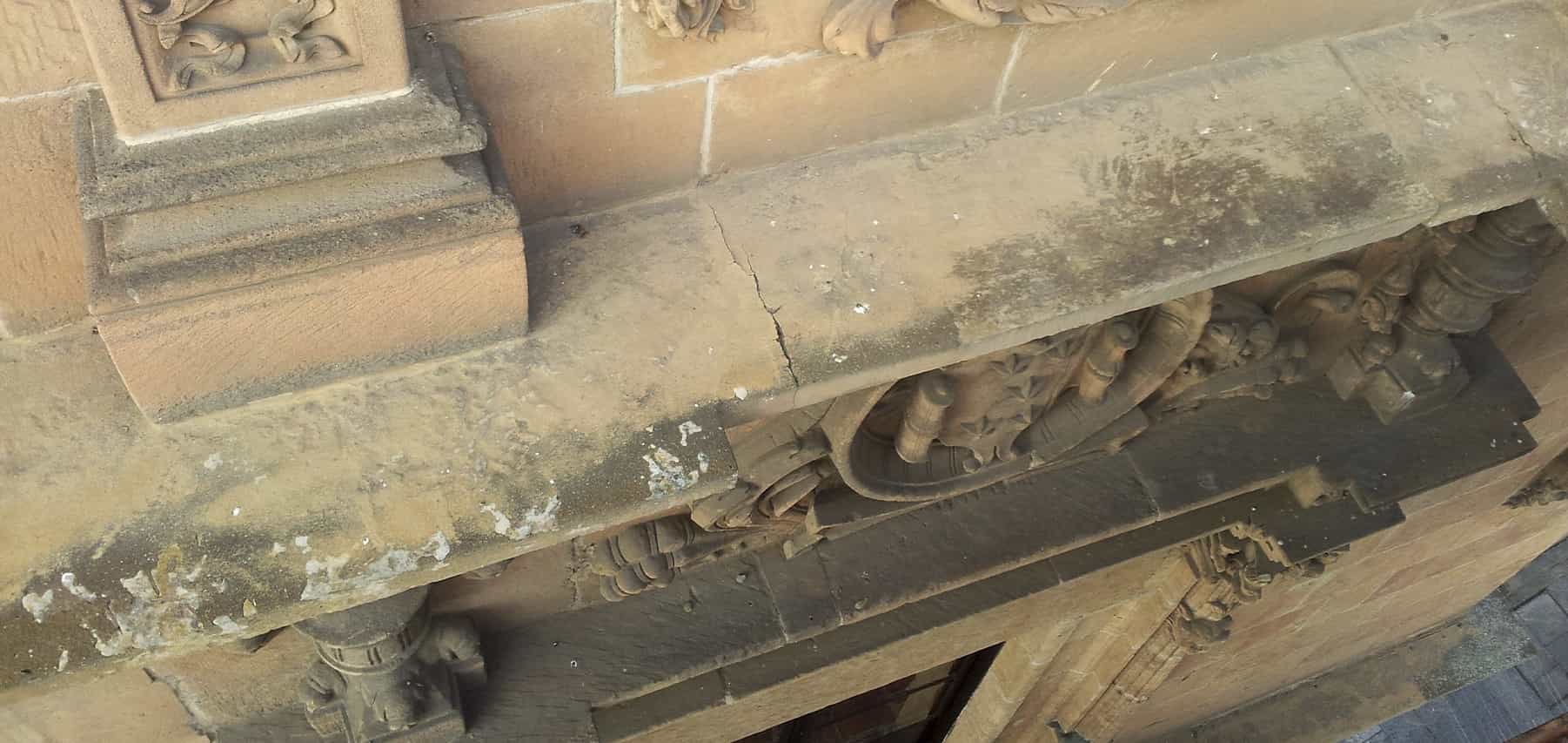 Detalles del Palacio de Monterrey en Salamanca