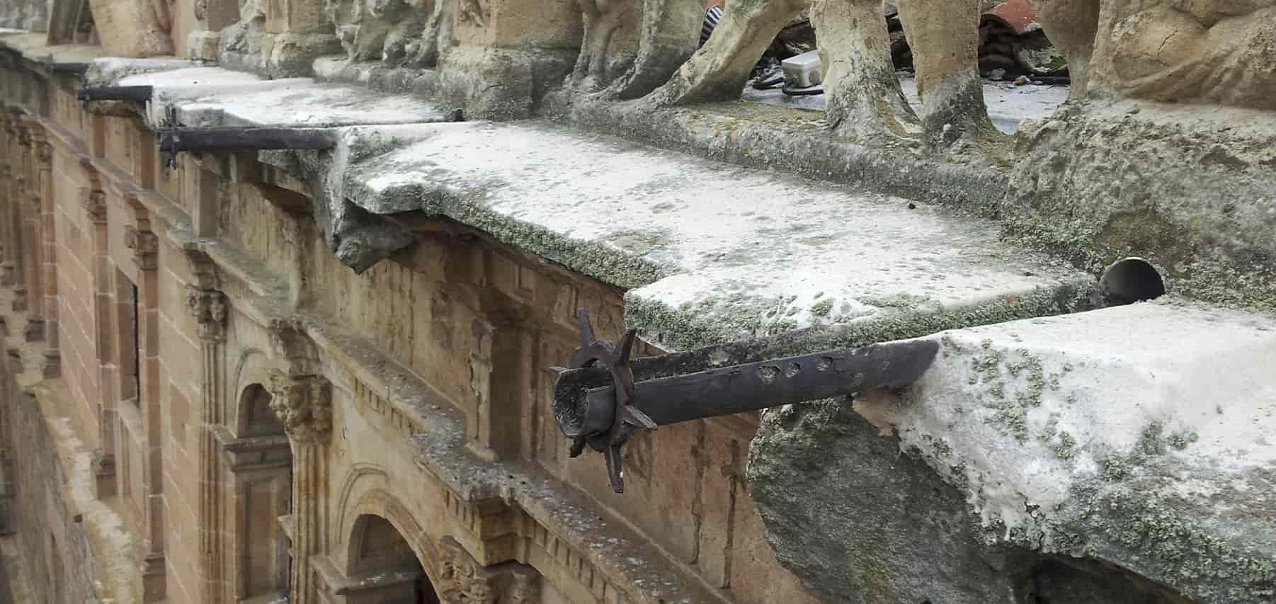 Detalles del Palacio de Monterrey en Salamanca